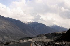 The-road-to-Gilgit